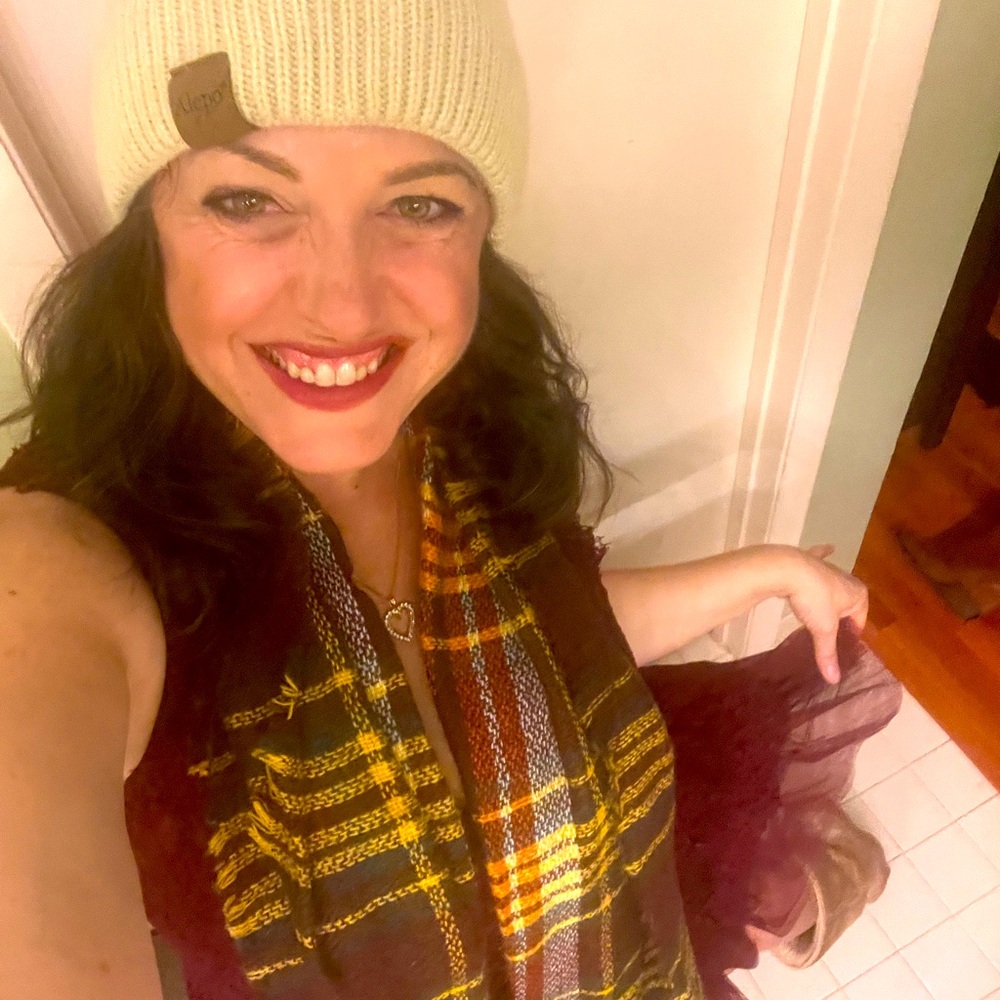 Meet your Posher, Lizzie Tish